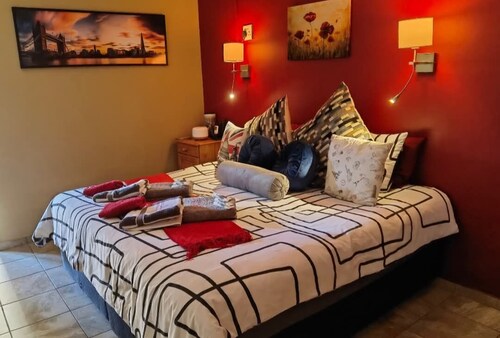 Flower Lane Guesthouse 