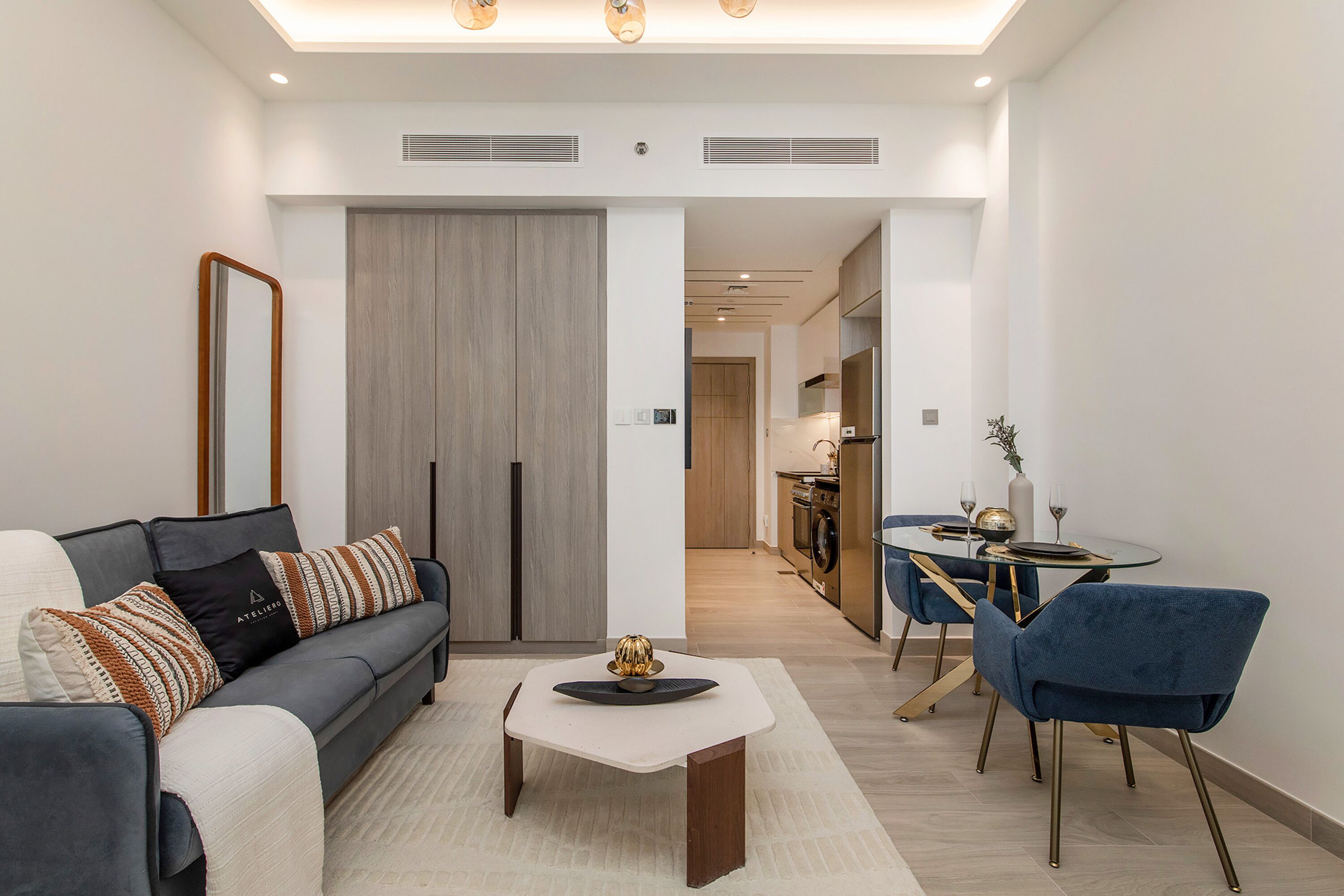 Superior Studio, City View | Blackout curtains, iron/ironing board, free WiFi