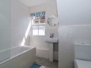 Shower - The Coach House (Castle Cary)
