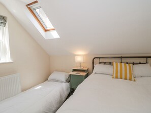 2 bedrooms, individually decorated, individually furnished, free WiFi