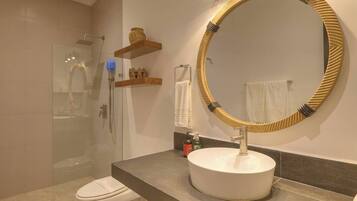 Dusche, Handtücher, Seife, Toilettenpapier