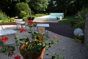 Seasonal outdoor pool