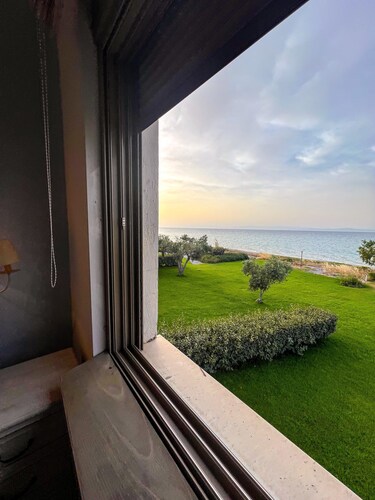 SUNSET SEA FRONT 20 METERS FROM THE SAND