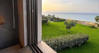 SUNSET SEA FRONT 20 METERS FROM THE SAND