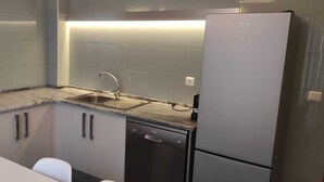 Micro-ondas, fogão, cooktop, lava-louças