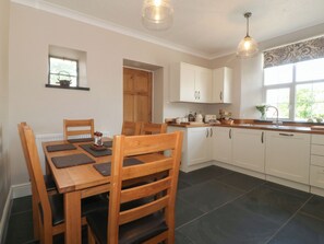 Dining - Glasfryn (Caernarfon)
