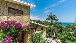 Exterior - Palma House - Beautiful Property located at Wategos Beach (Byron Bay)