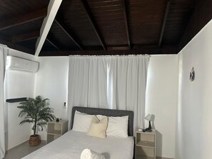 4 chambres, fer et planche à repasser, Wi-Fi, draps fournis