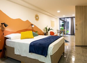 1 bedroom, iron/ironing board, Internet, bed sheets - Loft with 2 beds and garden view (Medellín)