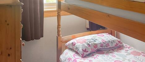 3 chambres, Wi-Fi gratuit, draps fournis