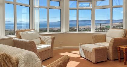 3 bedroom accommodation in Blackwaterfoot