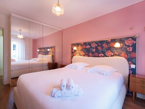 1 bedroom, iron/ironing board, travel crib, WiFi