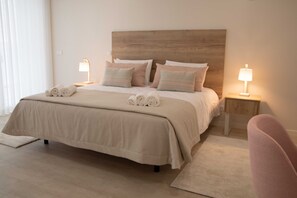 2 bedrooms, iron/ironing board, free WiFi, bed sheets - Nina da Nazaré - BY SCH (Nazaré)