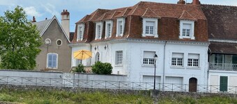 Charming house on the banks of the Cher, near Beauval and the Châteaux de la Loire