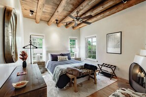 2 chambres, fer et planche à repasser, Wi-Fi gratuit, draps fournis