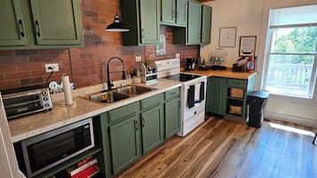 Microwave, oven, stovetop