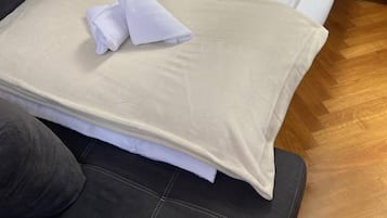 1 habitación y caja de seguridad en la habitación