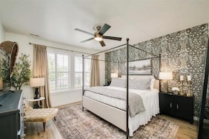 5 bedrooms, iron/ironing board, free WiFi, bed sheets