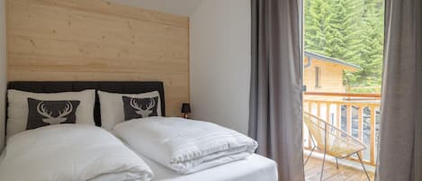 Chalet | 4 bedrooms, individually furnished