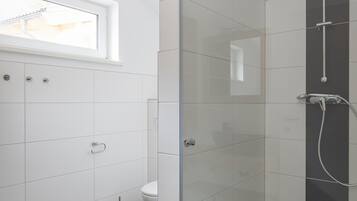 Chalet | Bathroom | Bathtub