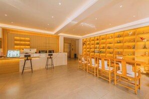 Khu ăn uống