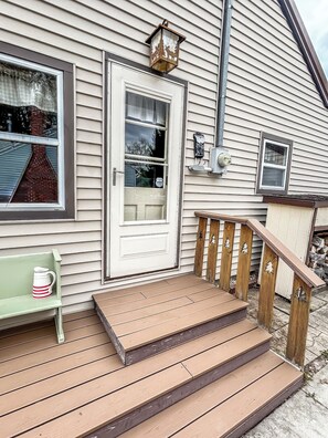 Exterior detail - Retro Moose Cottage - Home in Lake City (Lake City)