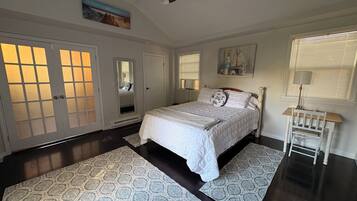 2 多间卧室、免费 WiFi、床单