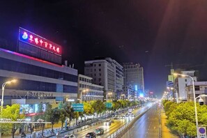 Unclassified image, 4 of 28, button - Forever Star Hotel (Fuyang)