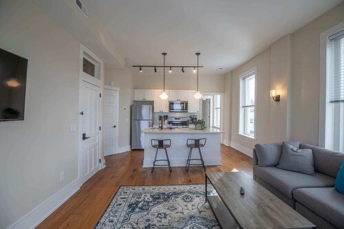 Historic Farmer's Supply- DT Floyd Corner Apt #202