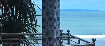 Hotel Royal Beach & Restaurant