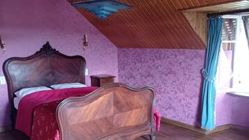 4 chambres, fer et planche à repasser, Wi-Fi, draps fournis