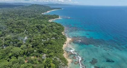 Beachfront Villa in Punta Uva - Air Conditioned