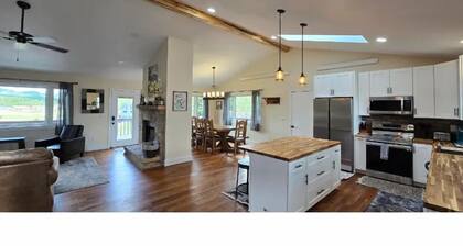 New Listing! Granite Heights in Custer State Park