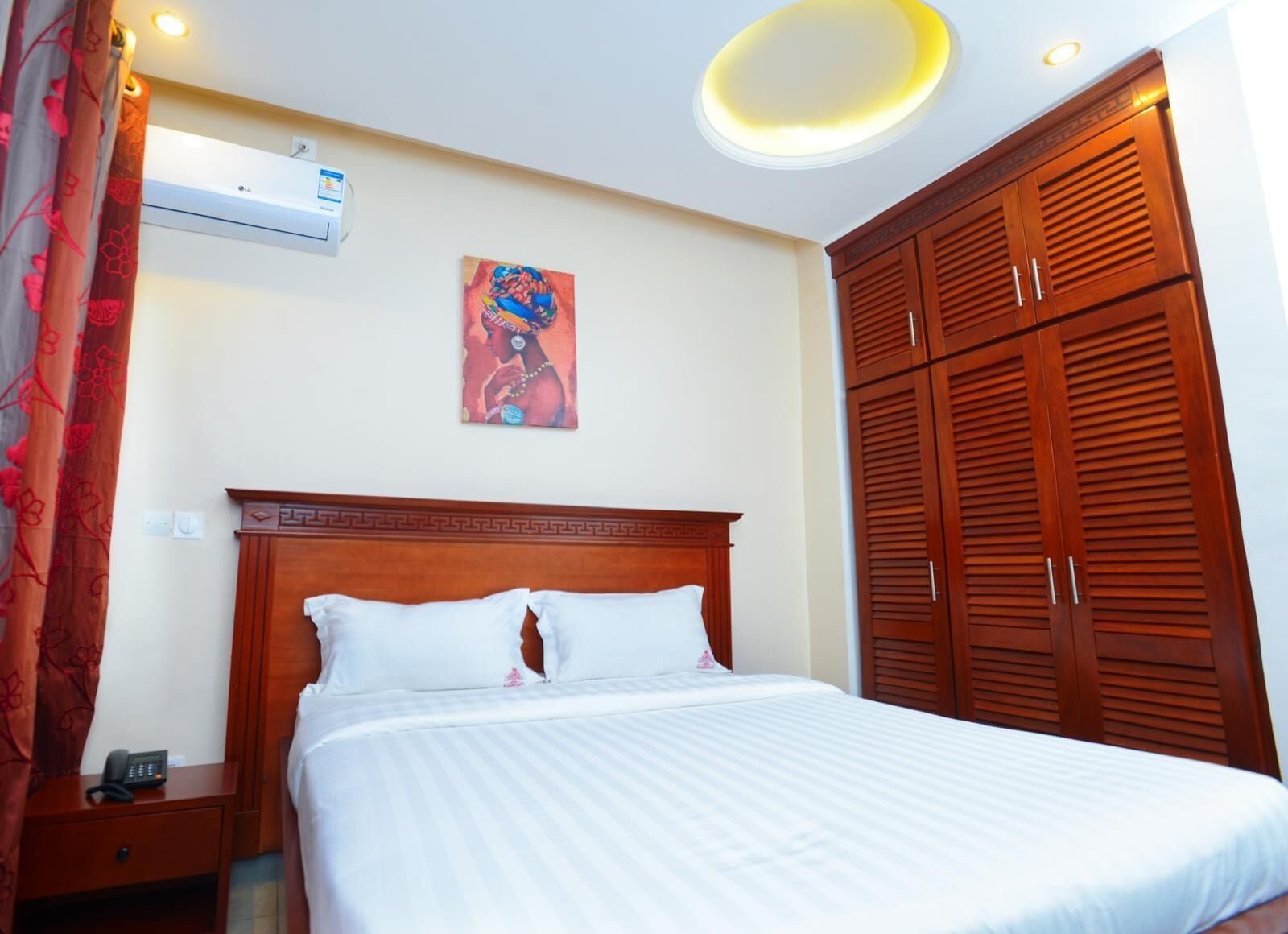 Chambre simple classique, vue sur la cour intérieure | Coffre-fort, rideaux d’obscurcissement, système d’insonorisation