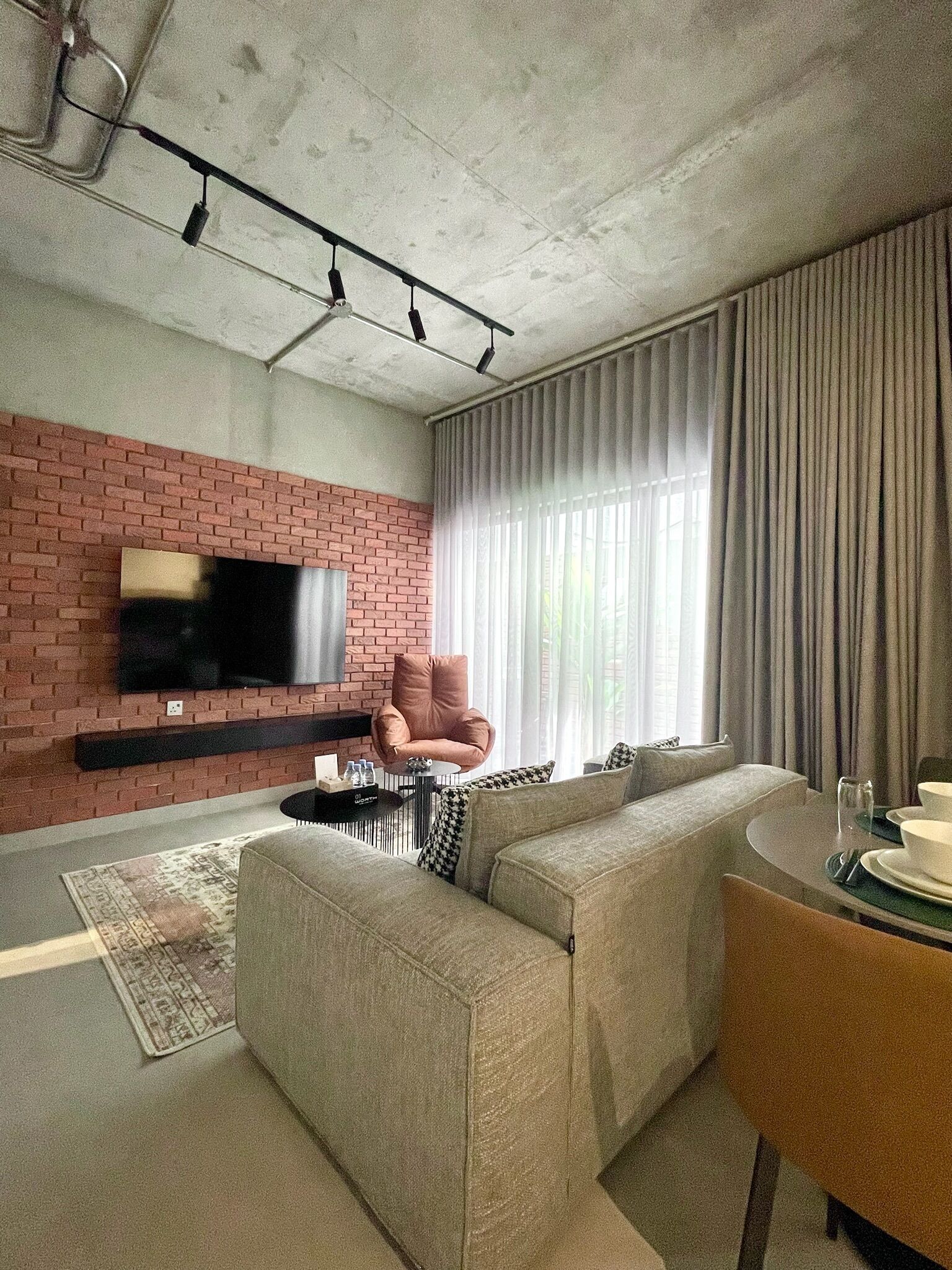 C Living 2 - Executive - 1bd Apartment City View - Riad