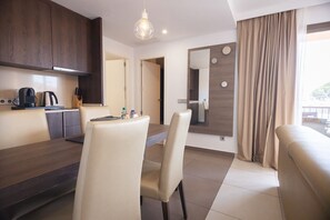 Dining - Apartment 'Suite 1' with Shared Pool, Wi-Fi and Air Conditioning (Cala Agulla)