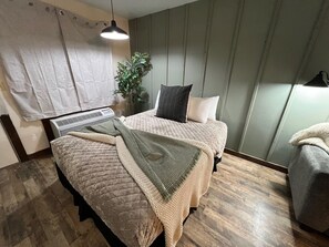 1 bedroom, WiFi, bed sheets