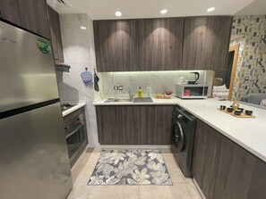 Microwave, oven