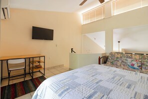 2 bedrooms, desk, free WiFi, bed sheets