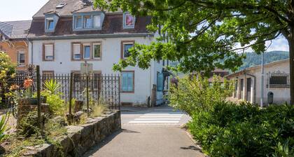 Appartement "Au Petit Meuh'ster" avec vue sur les montagnes, jardin partagé et Wi-Fi