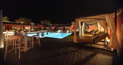 Ferienwohnung 'Standard 14' mit Gemeinschaftspool, Wi-Fi und Klimaanlage