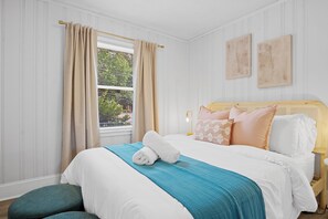 3 slaapkamers, een bureau, gratis wifi, beddengoed