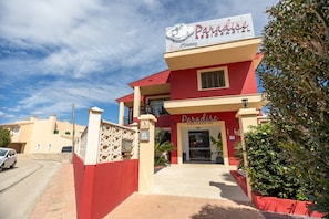 Exterior - Apartment '17' with Shared Pool, Wi-Fi and Air Conditioning (Cala Agulla)