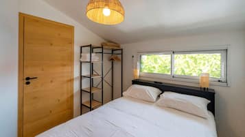 3 Schlafzimmer, BĂŒgeleisen/BĂŒgelbrett, kostenloses WLAN, BettwĂ€sche