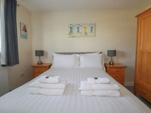 3 bedrooms, individually decorated, individually furnished, free WiFi - Lodge 18 (Wadebridge)
