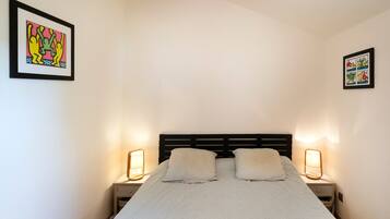 2 chambres, fer et planche Ă repasser, Wi-Fi gratuit, draps fournis