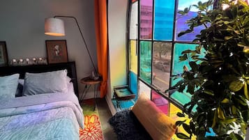 1 quarto, escrivaninha, ferros/tábuas de passar roupa, Wi-Fi de cortesia