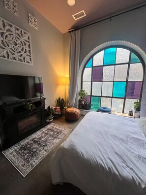 1 bedroom, desk, iron/ironing board, free WiFi - Lovely Bohemian Loft Downtwn, Amphitheater,Seaside Park,Metro North,2-10min walk (Bridgeport)