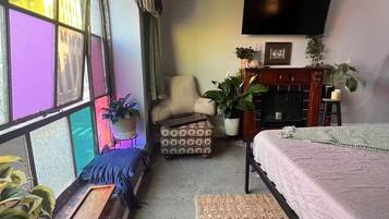 1 dormitorio, escritorio, tabla de planchar con plancha y wifi gratis