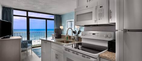 冰箱、微波炉、烤箱、炉灶